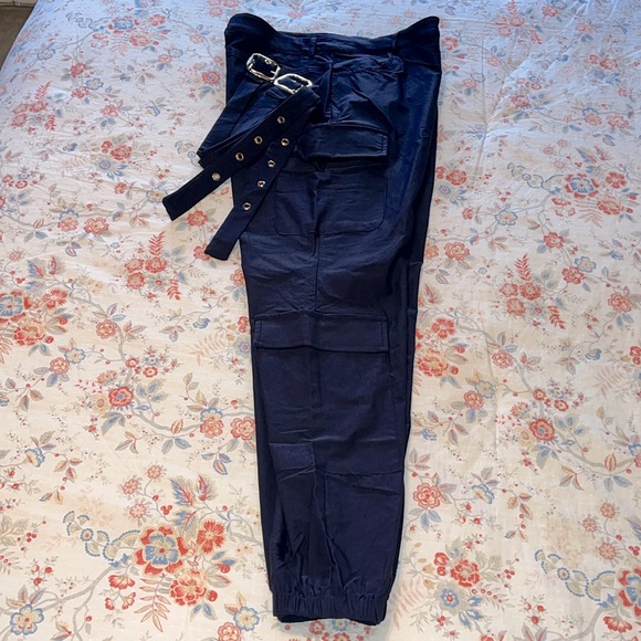 New! Cargo Belt Pants with Stylish Zipper Pockets - Slim Fit - Picture 5 of 14